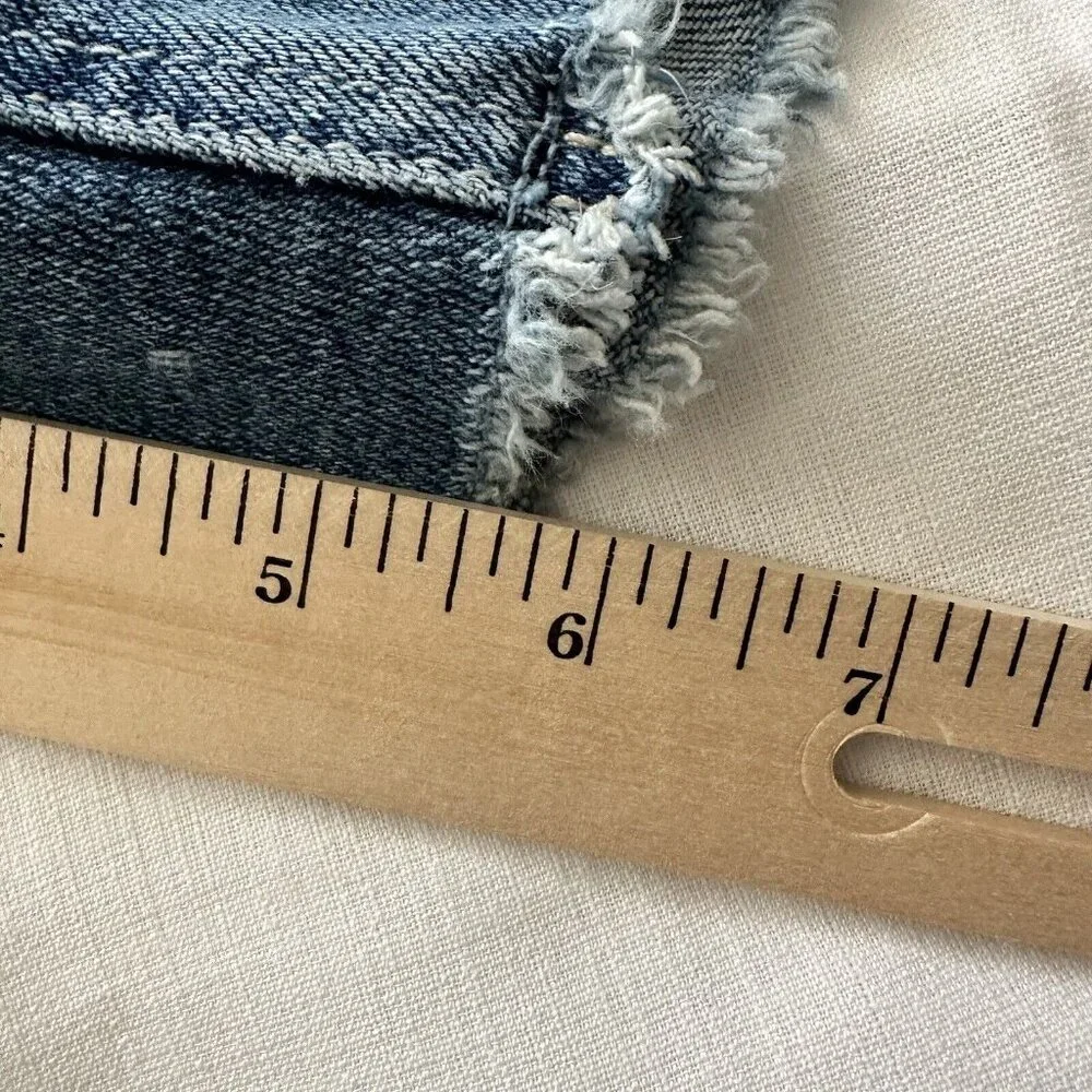 Hollister Bermuda Shorts Ultra High-Rise Stretch Vintage Soft Size 7/28 Waist - Picture 5 of 7